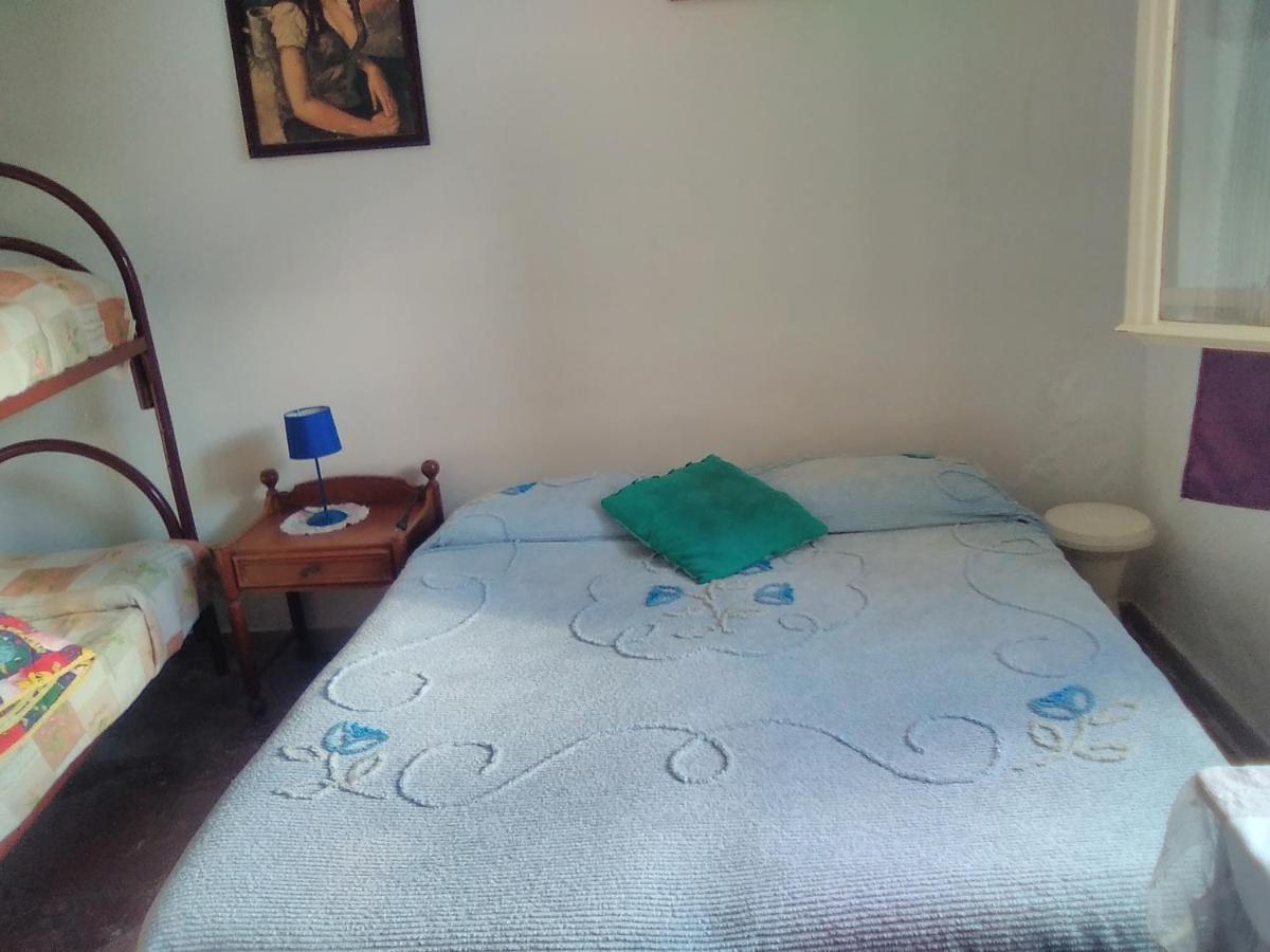 Room In Guest Room - Single Room With Shared Bathroom Taormina Luaran gambar